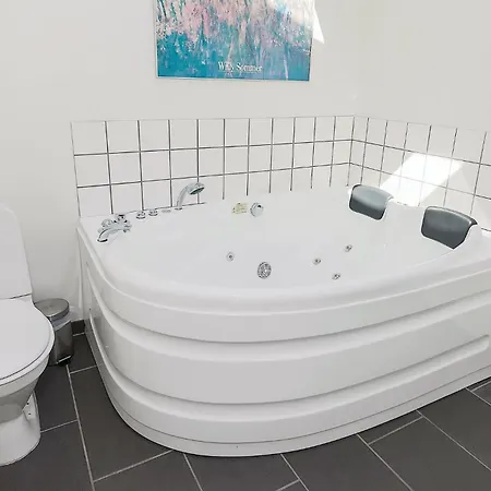 Three-bedroom Holiday In *
